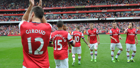 篮球火箭球员连续三场命中关键投篮