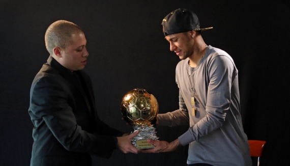 名记还原leeway事件：保罗私自指点伦纳德被小范甘迪警告