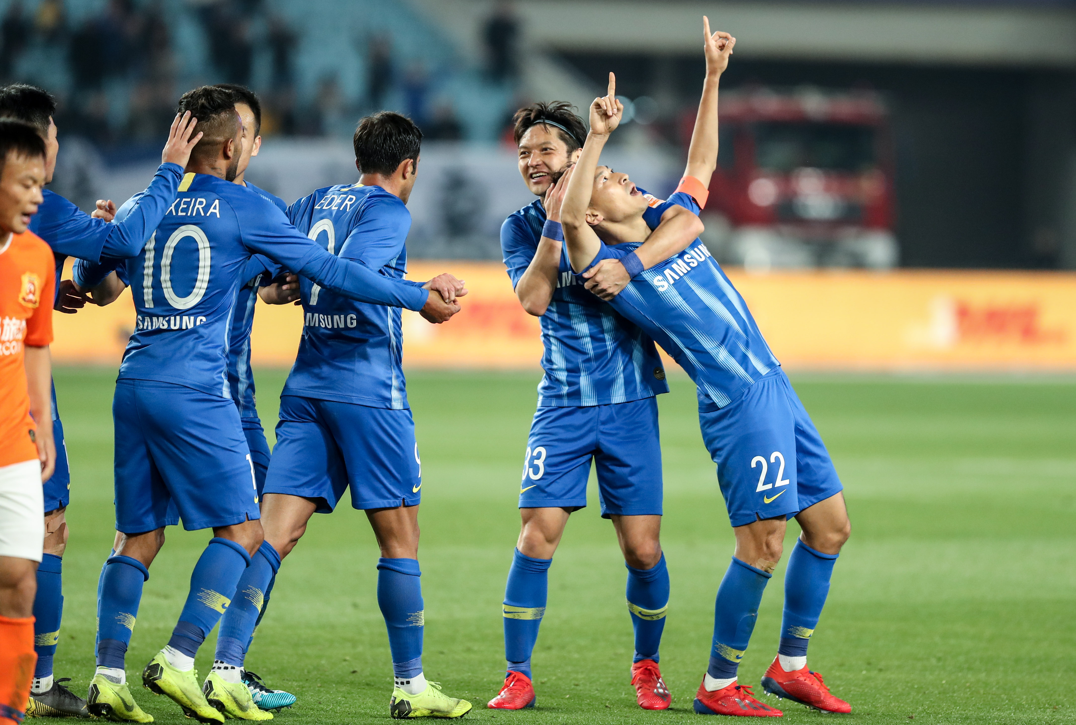 下半场继续委以重任！斯普利特针对指导杨瀚森