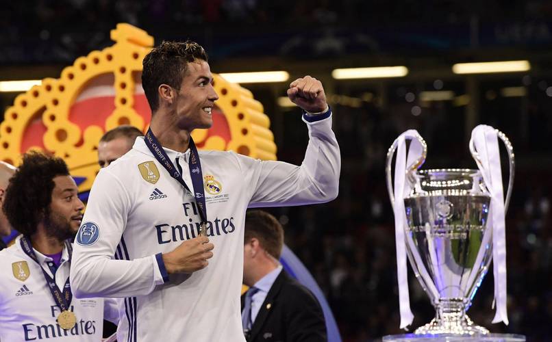 立大功！杨瀚森造埃迪第5次犯规，后者被换下