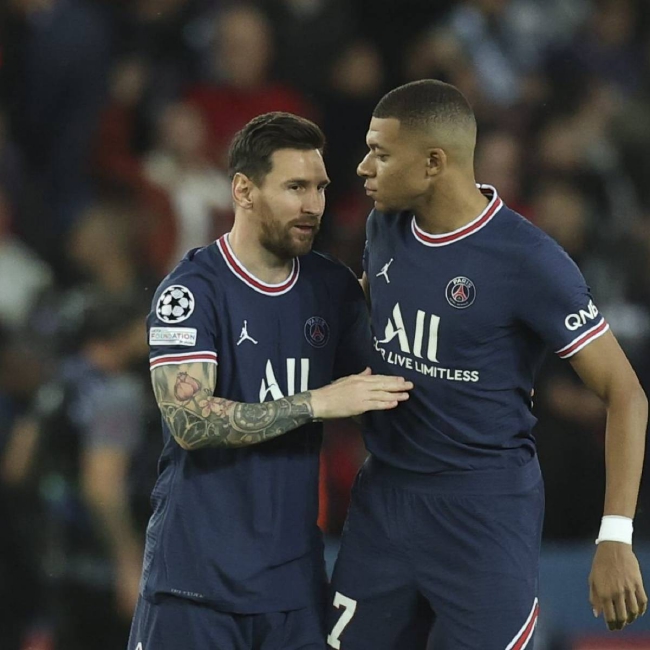 尤文图斯官方：加蒂右膝内侧半月板受伤，至少缺席1个月